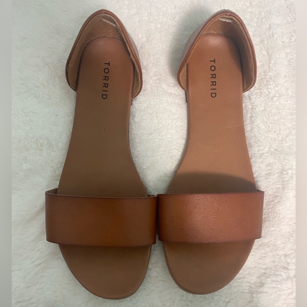 Women’s strappy slip on brown torrid sandals size 10